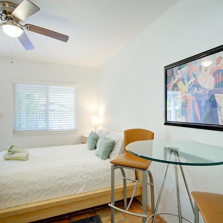 Efficiency 2 On Water Las Olas, Beach And Free Kayaks Fort Lauderdale Exterior foto